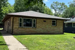 1103 Irving Ave, Rockford, IL 61101 - Photo 1