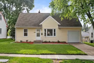 1404 Florist Dr, Rockford, IL 61108 - Photo 1