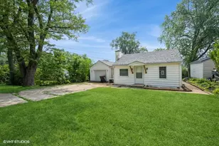 1729 Johnson Ave, Rockford, IL 61109 - Photo 1