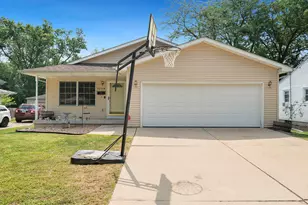 2208 Midway Dr, Rockford, IL 61103 - Photo 1