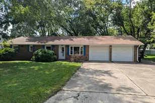 104 13th St, Oregon, IL 61061 - Photo 1