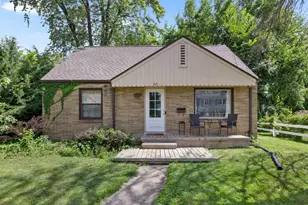 625 Welty Ave, Rockford, IL 61107 - Photo 1