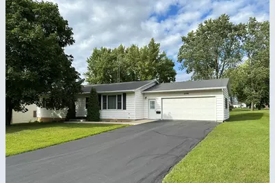 208 Hickory Dr, Lena, IL 61048 - Photo 1