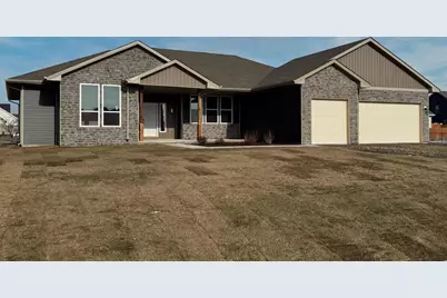 653 Yosemite Avenue, Roscoe, IL 61073 - Photo 1