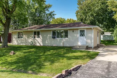 140 Bullard Street, Poplar Grove, IL 61065 - Photo 1