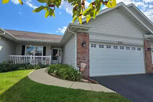 2005 Westwick Cir, Machesney Park, IL 61115 - Photo 1