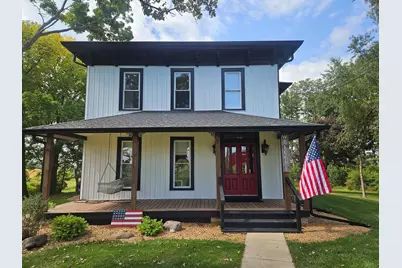 1851 W Winneshiek Road, Freeport, IL 61032 - Photo 1