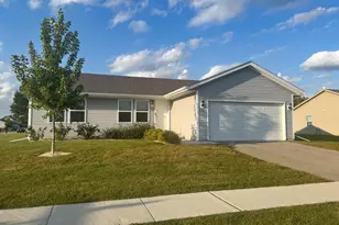 1110 Russell Rd, Belvidere, IL 61008 - Photo 1