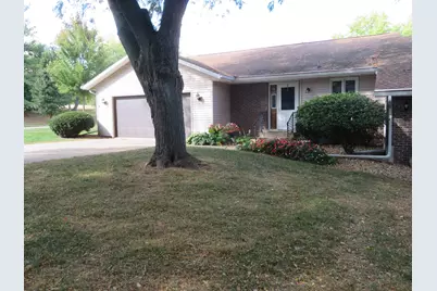 706 Quail Ridge Drive, Freeport, IL 61032 - Photo 1