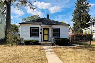 2216 N Ct, Rockford, IL 61103 - Photo 1