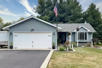 110 SE Brandywine Drive, Poplar Grove, IL 61065 - Photo 1