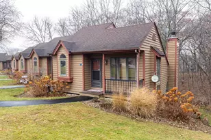 35 Oak Glen Dr, Galena, IL 61036 - Photo 1