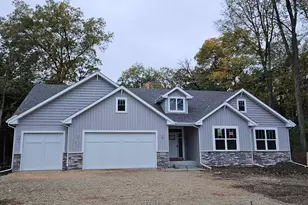 6017 Squirrel Run, Caledonia, IL 61011 - Photo 1