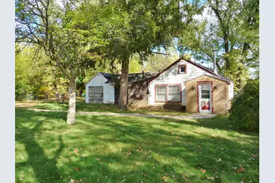 3217 N Central Avenue, Rockford, IL 61101 - Photo 1