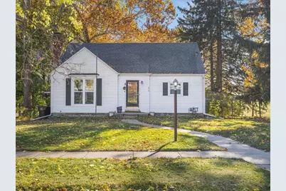 214 W 7th Street, Pecatonica, IL 61063 - Photo 1