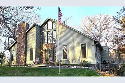 6720 Woodcrest Point, Rockford, IL 61109 - Photo 1