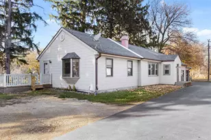 6560 Charles St, Rockford, IL 61108 - Photo 1