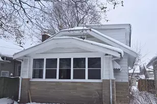 330 King St, Rockford, IL 61103 - Photo 1