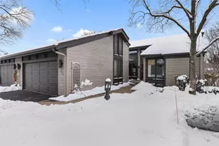 5364 Winding Creek Dr, Rockford, IL 61114 - Photo 1