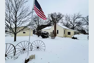 423 Atwood Avenue, Rockford, IL 61102 - Photo 1