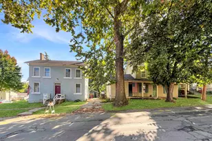 503 W Pleasant St, Freeport, IL 61032 - Photo 1