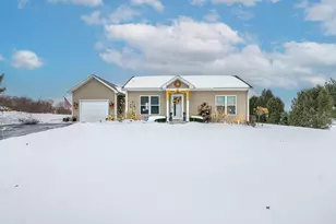 26 W Apache Trail, Galena, IL 61036 - Photo 1