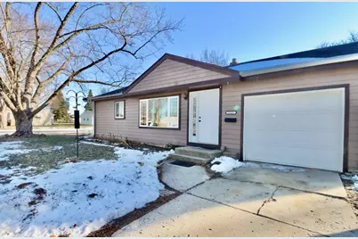 1321 E Renrose Avenue, Loves Park, IL 61111 - Photo 1