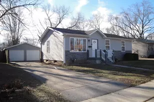 1011 Kingsley Dr, Machesney Park, IL 61115 - Photo 1