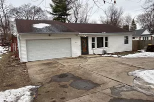 2717 20th St, Rockford, IL 61109 - Photo 1