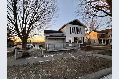 318 S Chestnut Street, Shannon, IL 61078 - Photo 1