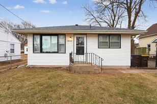 2820 Hanson St, Rockford, IL 61109 - Photo 1