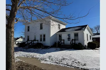 328 E Carroll Street, Lanark, IL 61046 - Photo 1