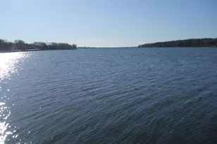 717 Heathcliff Ct, Lake Summerset, IL 61019 - Photo 1