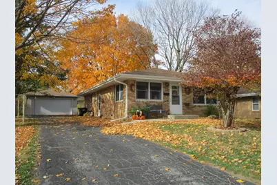1466 S Deming Avenue, Freeport, IL 61032 - Photo 1