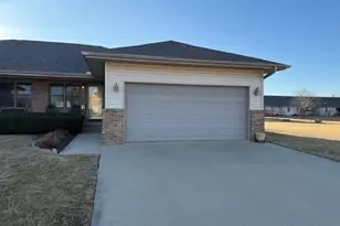 223 A Oakwood Ave, Oglesby, IL 61348 - Photo 1