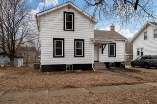 610 N Prospect St, Rockford, IL 61107 - Photo 1