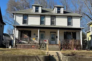 418 - 420 N Van Buren Ave, Freeport, IL 61032 - Photo 1