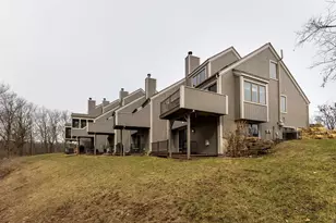 129 Plum Cove Dr, Galena, IL 61036 - Photo 1