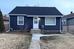 3119 Blackstone Ave, Rockford, IL 61101 - Photo 1