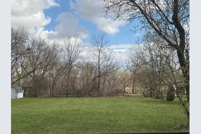 124 Brandywine Dr SE, Poplar Grove, IL 61065 - Photo 1