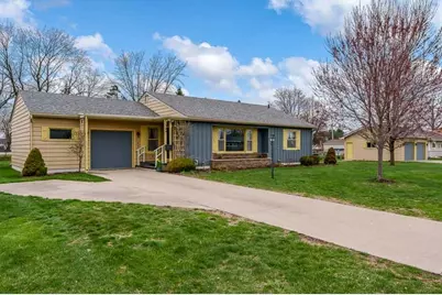 304 Bunn Drive, Rockton, IL 61072 - Photo 1