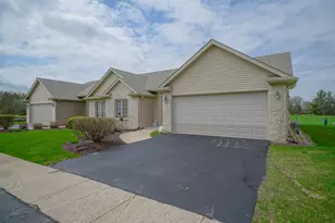114 Katies Way, Mount Morris, IL 61054 - Photo 1