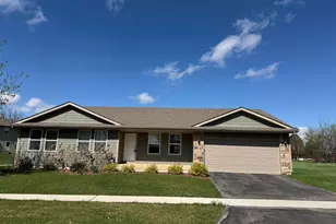 4417 N Valley Ridge Dr, Belvidere, IL 61008 - Photo 1