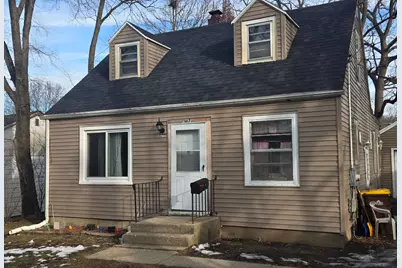 707 Royal Avenue, Rockford, IL 61101 - Photo 1