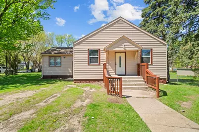 345 S Memorial Avenue, Rockford, IL 61102 - Photo 1