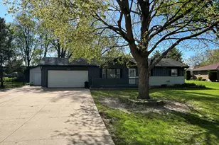 14868 Lang St, South Beloit, IL 61080 - Photo 1