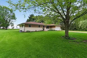 7724 Stephens Rd, Rockton, IL 61072 - Photo 1