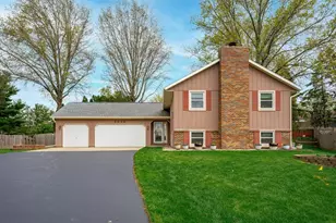 5965 Chandler Dr, Rockford, IL 61114 - Photo 1