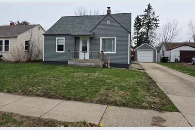735 Drexel Boulevard, Machesney Park, IL 61115 - Photo 1