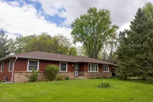 6360 Dandbridge Blvd, Rockford, IL 61103 - Photo 1